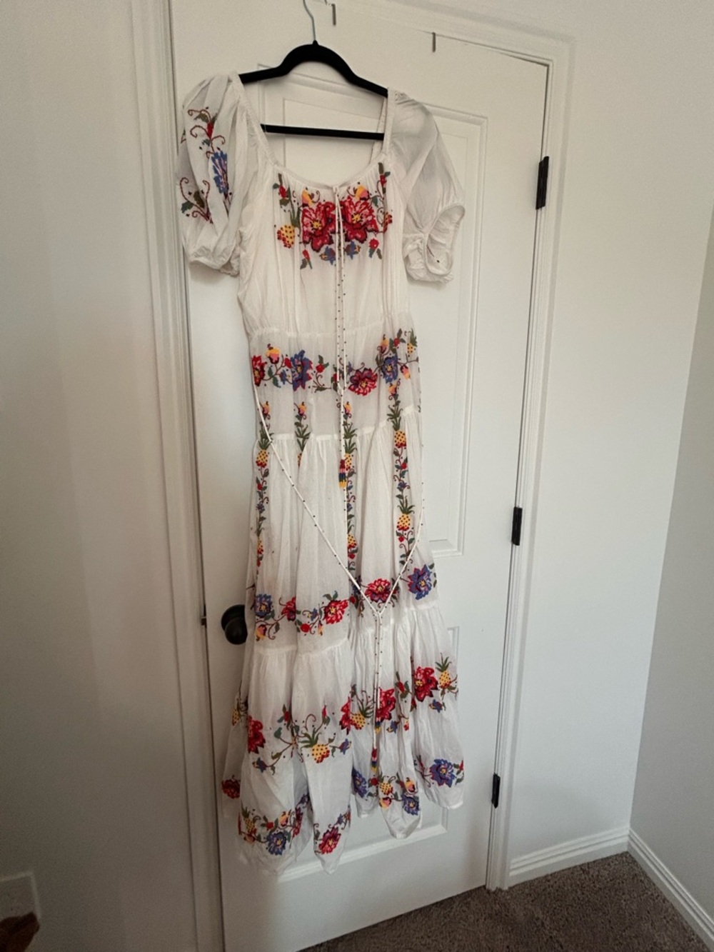 FARM Rio White Maxi Dress with Multicolor Floral Embroidery